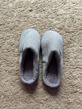 Cozy Gray Women's Slippers